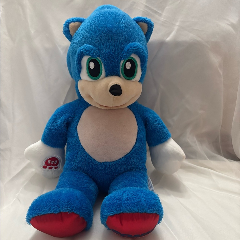 Sonic the Hedgehog 2019 Build-A-Bear Plush 17" EUC
